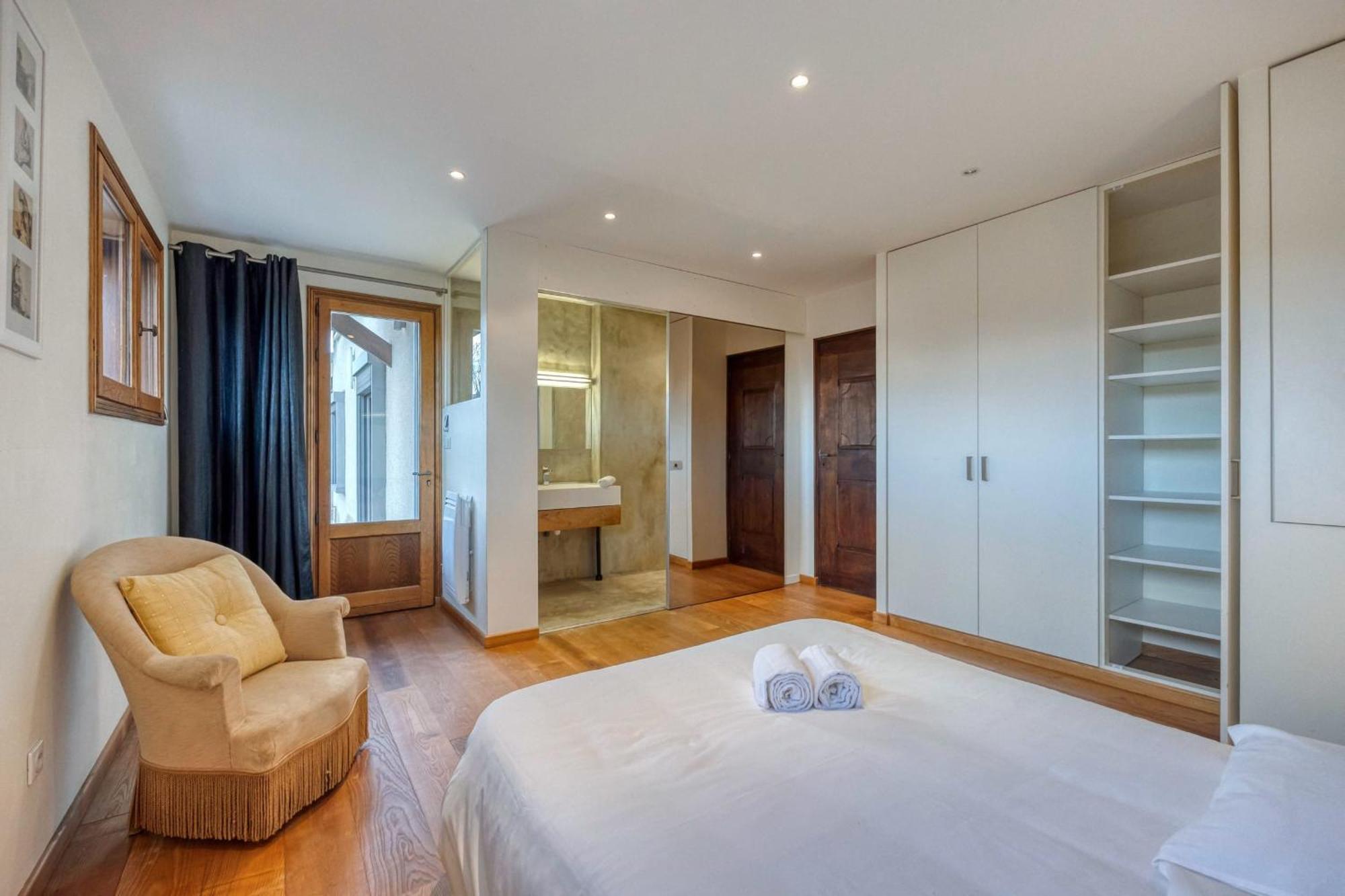 #Hp La Maison Des Lilas Large Family House Sleeps 12 Garden Seyssinet Eksteriør billede