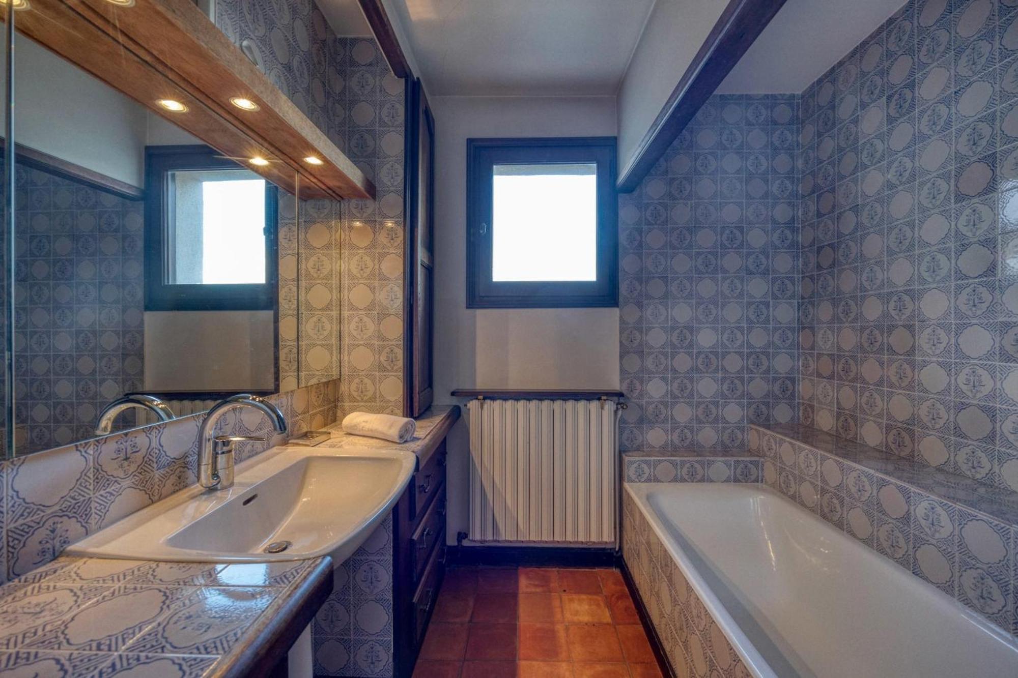 #Hp La Maison Des Lilas Large Family House Sleeps 12 Garden Seyssinet Eksteriør billede